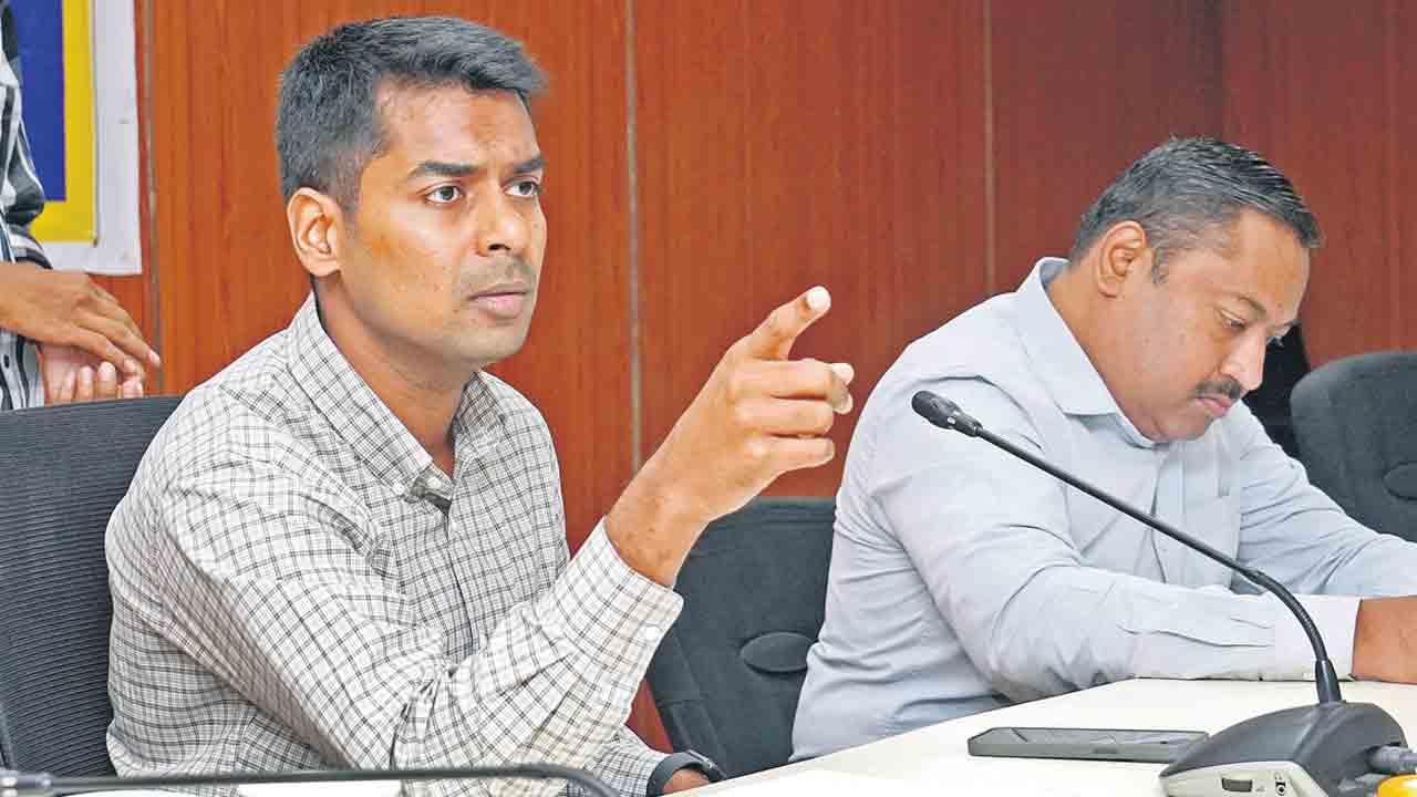 Collector Anudeep | బడికి డుమ్మా కొడితే.. పేరు తొలగిస్తాం: కలెక్టర్‌ అనుదీప్‌