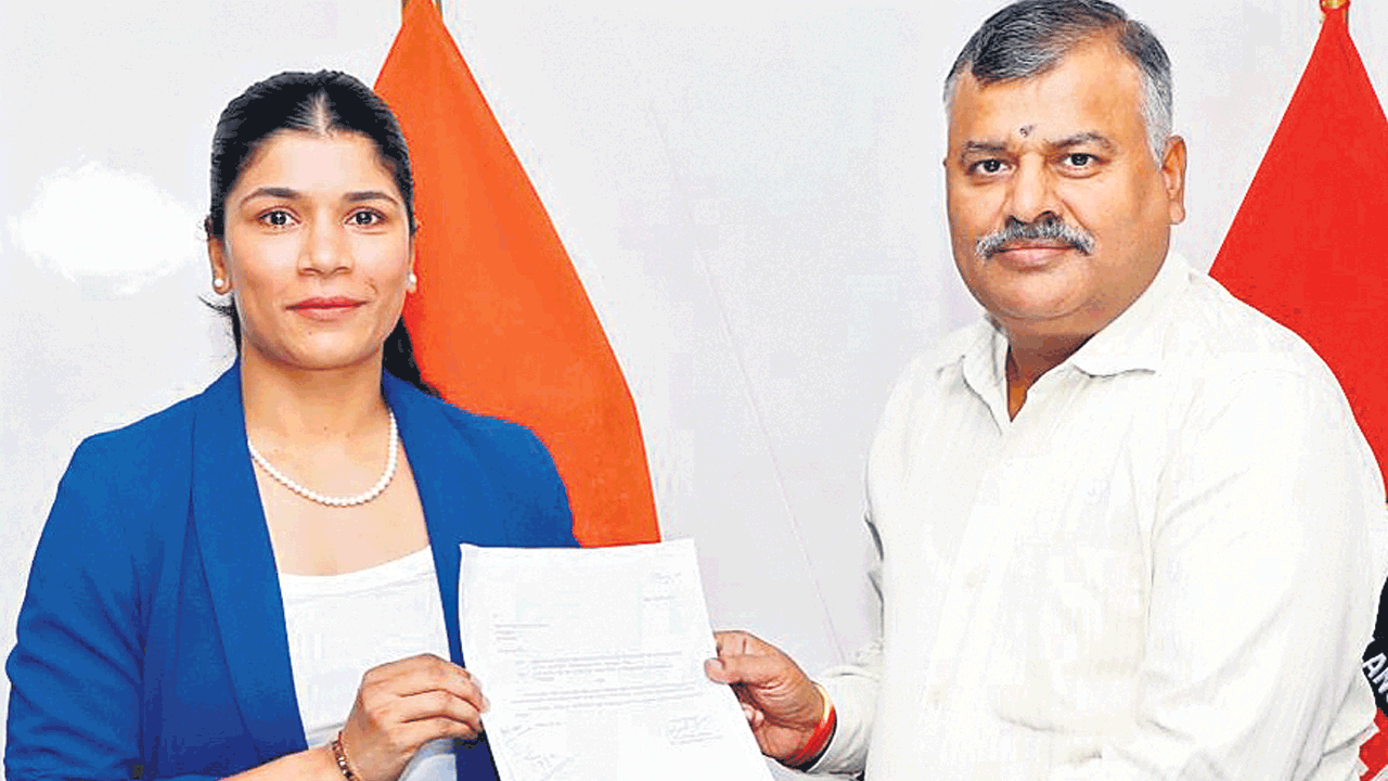 Nikhat Zareen | ఇక డీఎస్పీ నిఖత్‌ జరీన్‌.. బాధ్యతలు స్వీకరించిన స్టార్‌ బాక్సర్‌