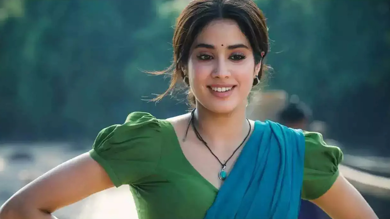 Janhvi Kapoor | జాన్వీ కపూర్‌ అలా చేసిందేమిటి?