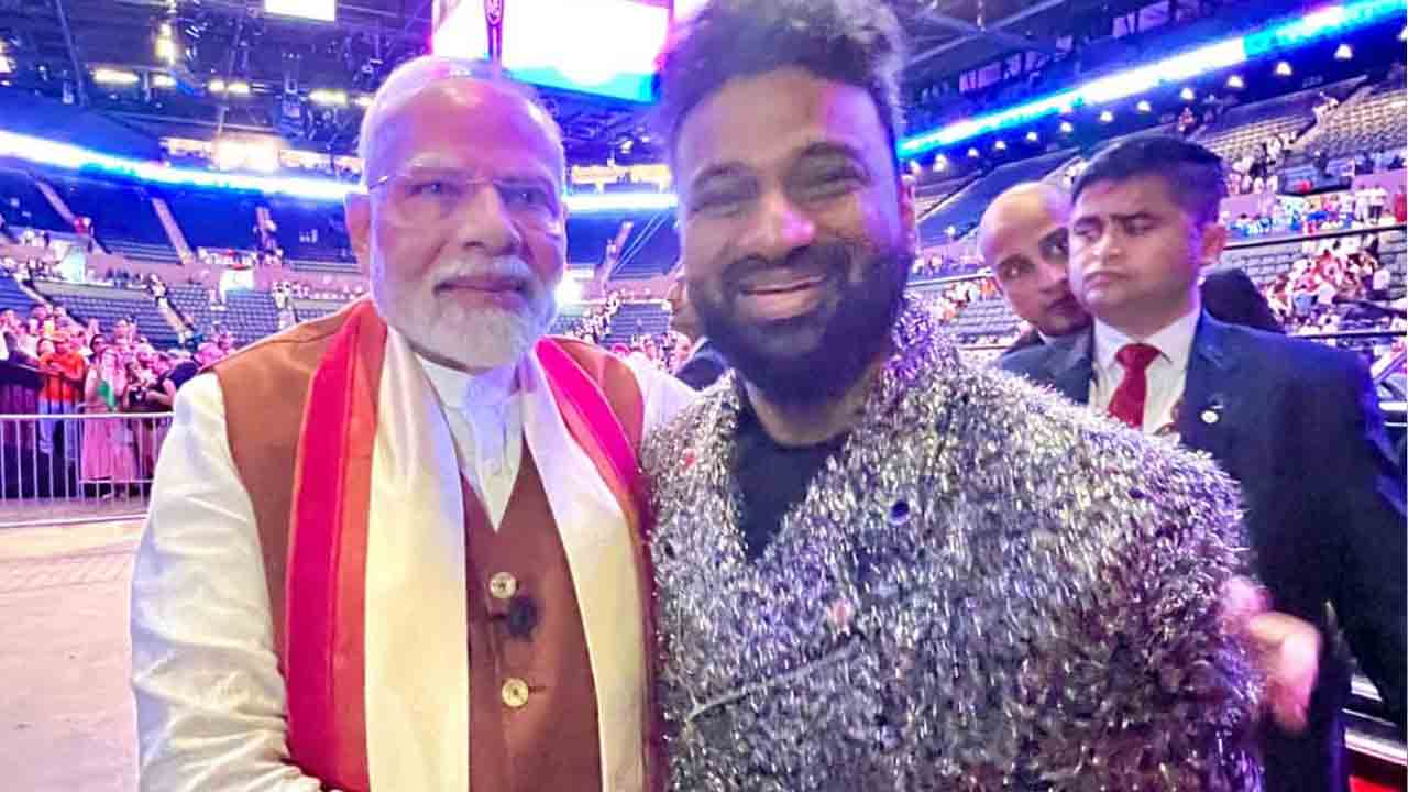 Devi Sri Prasad | ప్రధాని మోదీతో దేవీ శ్రీ ప్రసాద్‌.. ఇంతకీ ఎక్కడో ఇది..?