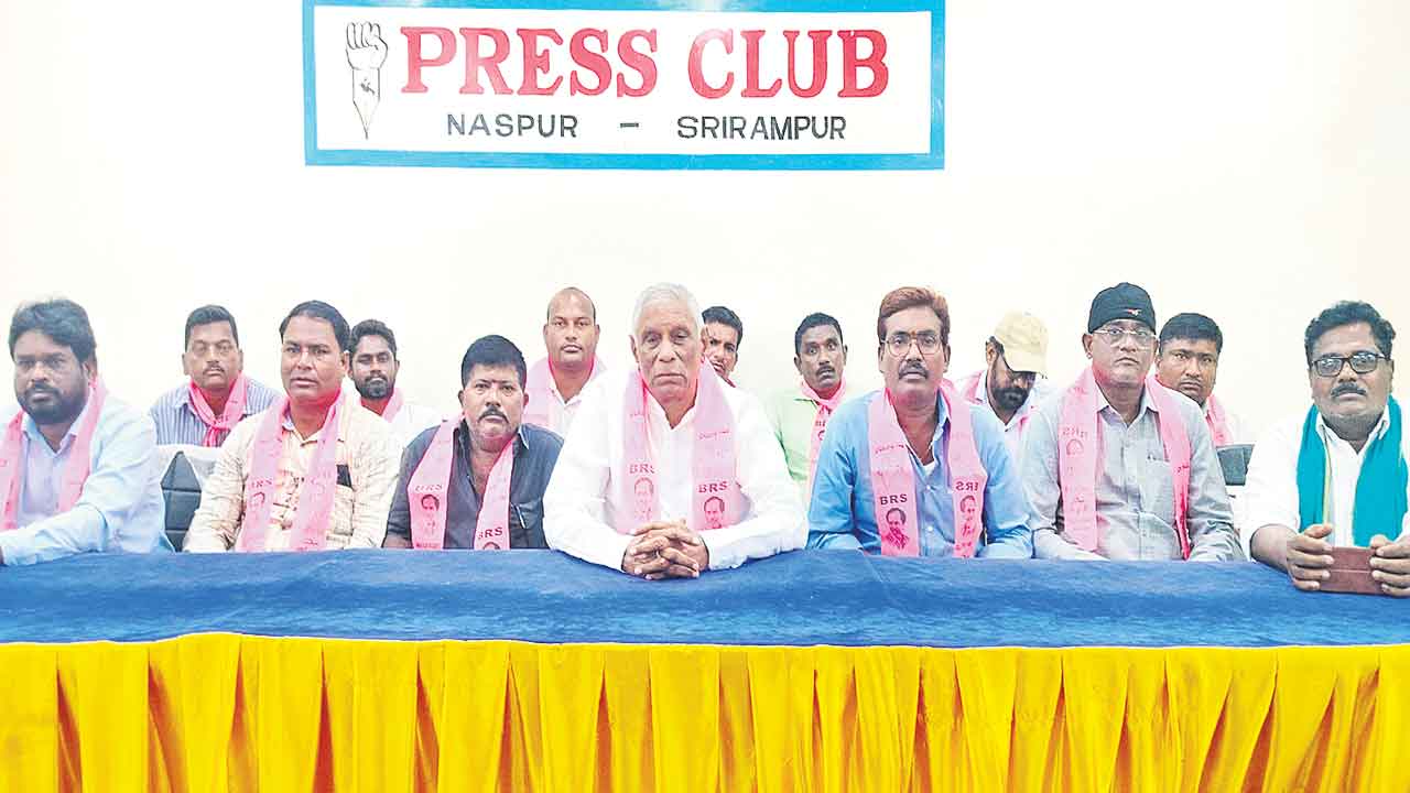 ఎమ్మెల్యే ప్రోద్బలంతోనే కూల్చివేతలు