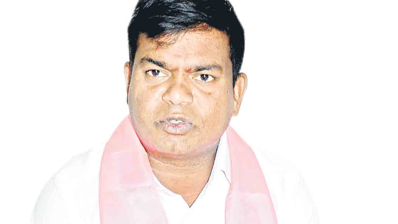 కొణతం దిలీప్ అరెస్టు అక్రమం