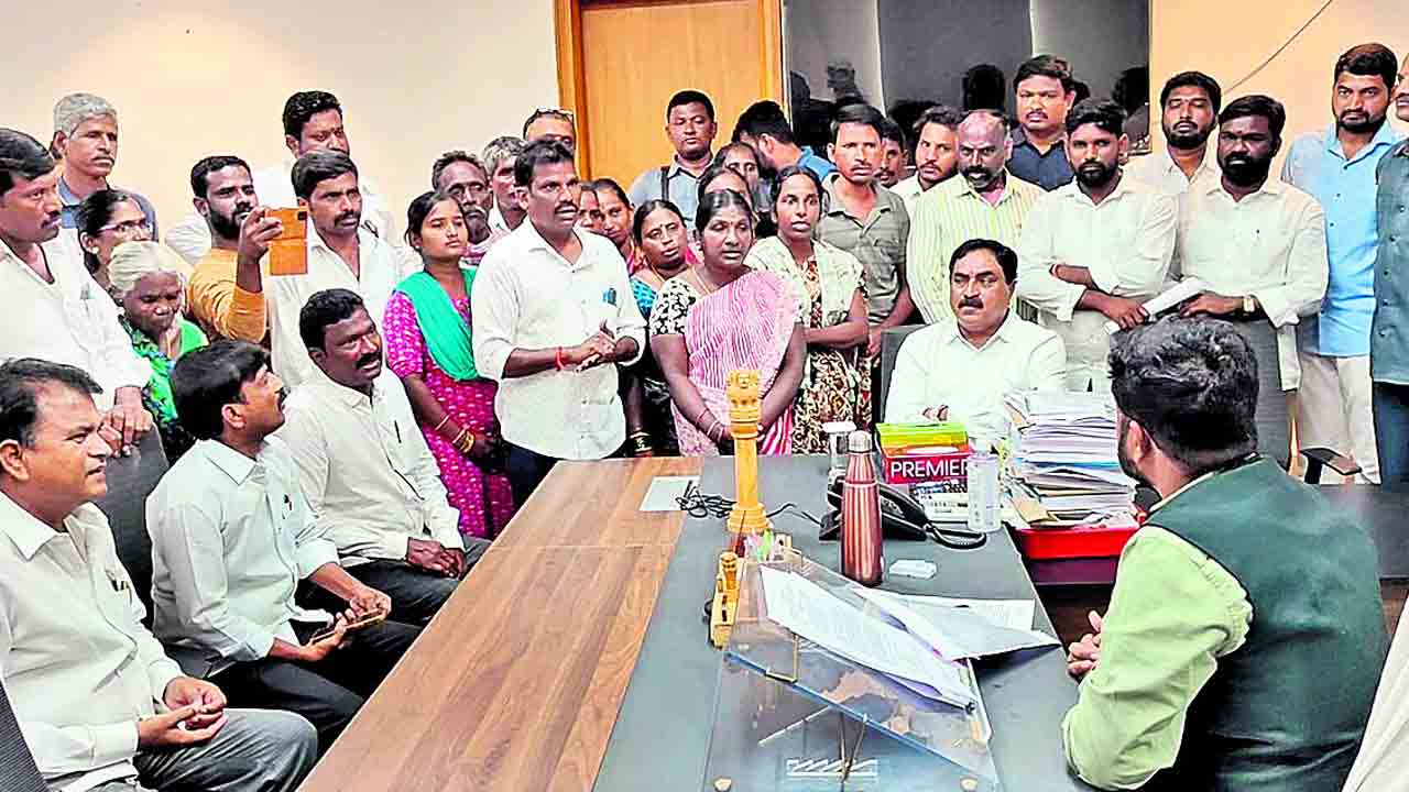 పేదలను దగా చేస్తున్న ప్రభుత్వం