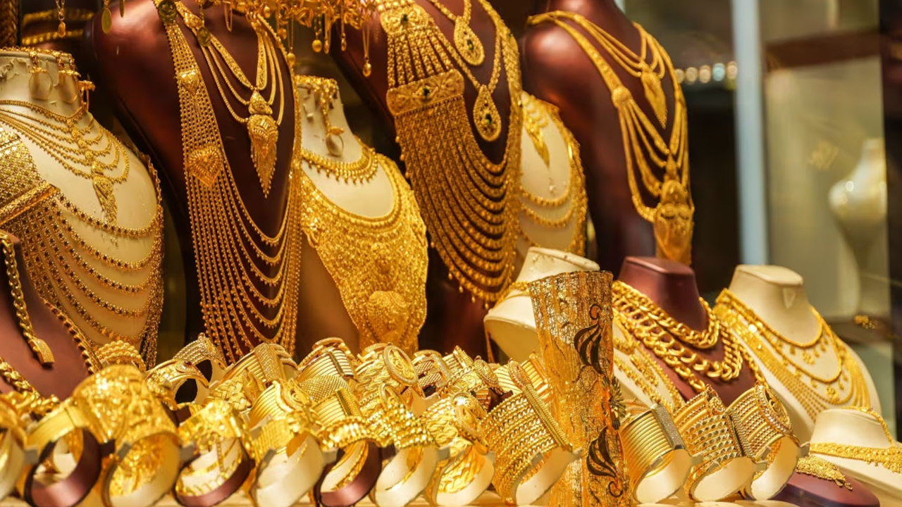 Gold-Silver Rates | దీపావళికల్లా బంగారం లక్ష.. సామాన్యులకు షాక్..?!