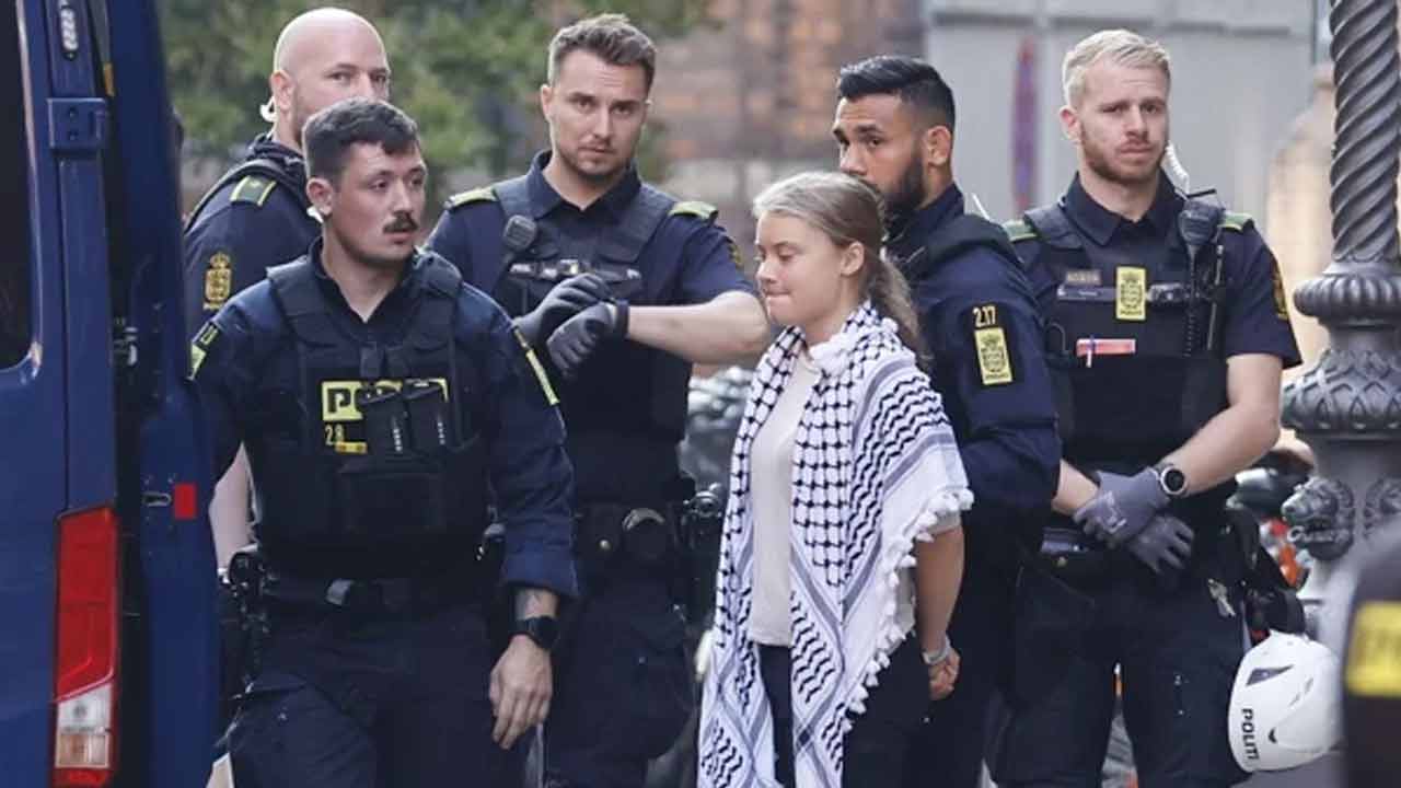 Greta Thunberg | ఇజ్రాయెల్‌కు వ్యతిరేకంగా నిరసన.. గ్రెటా థన్‌బర్గ్ అరెస్ట్‌