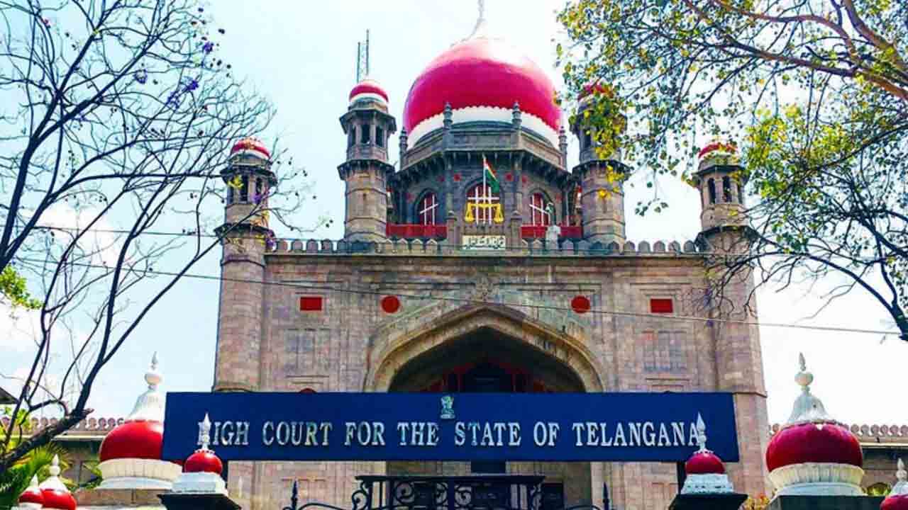 High Court | 4 వారాల్లోగా నిర్ణయం తీసుకోండి.. పార్టీ ఫిరాయించిన ఎమ్మెల్యేల అనర్హతపై హైకోర్టు కీలక తీర్పు