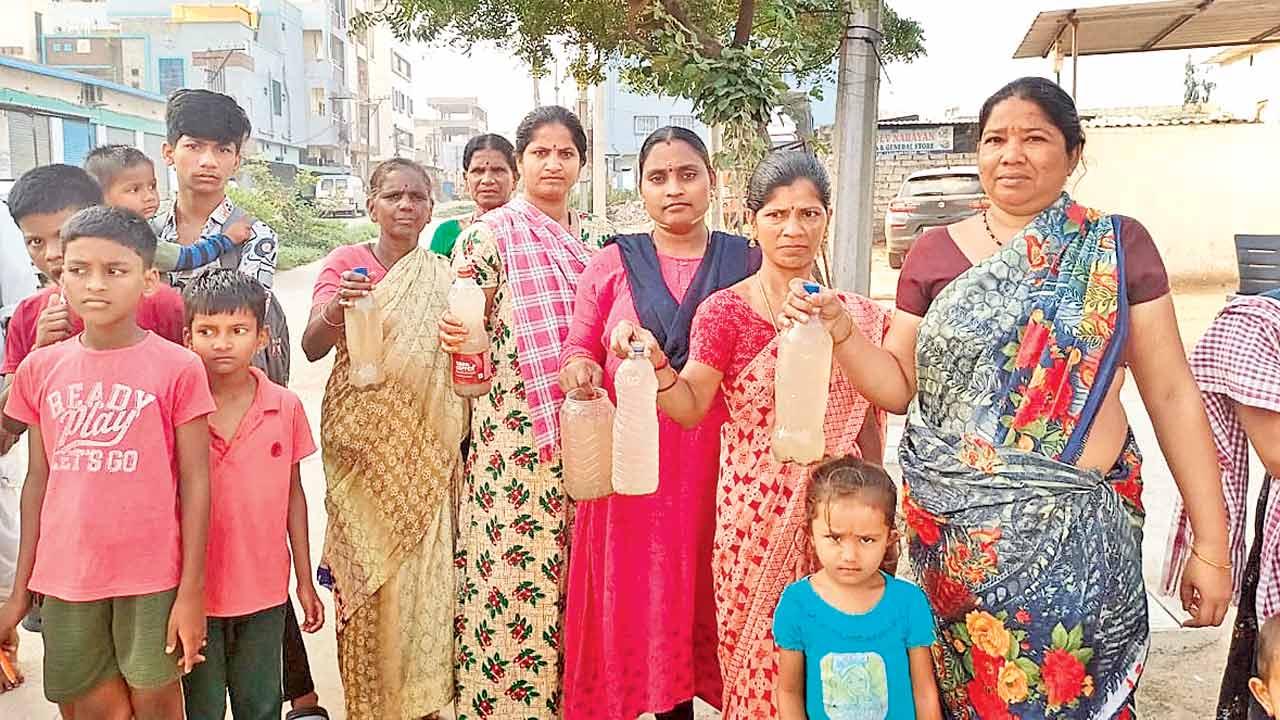 తాగేనీటిలో మురుగు నీరు సరఫరా!