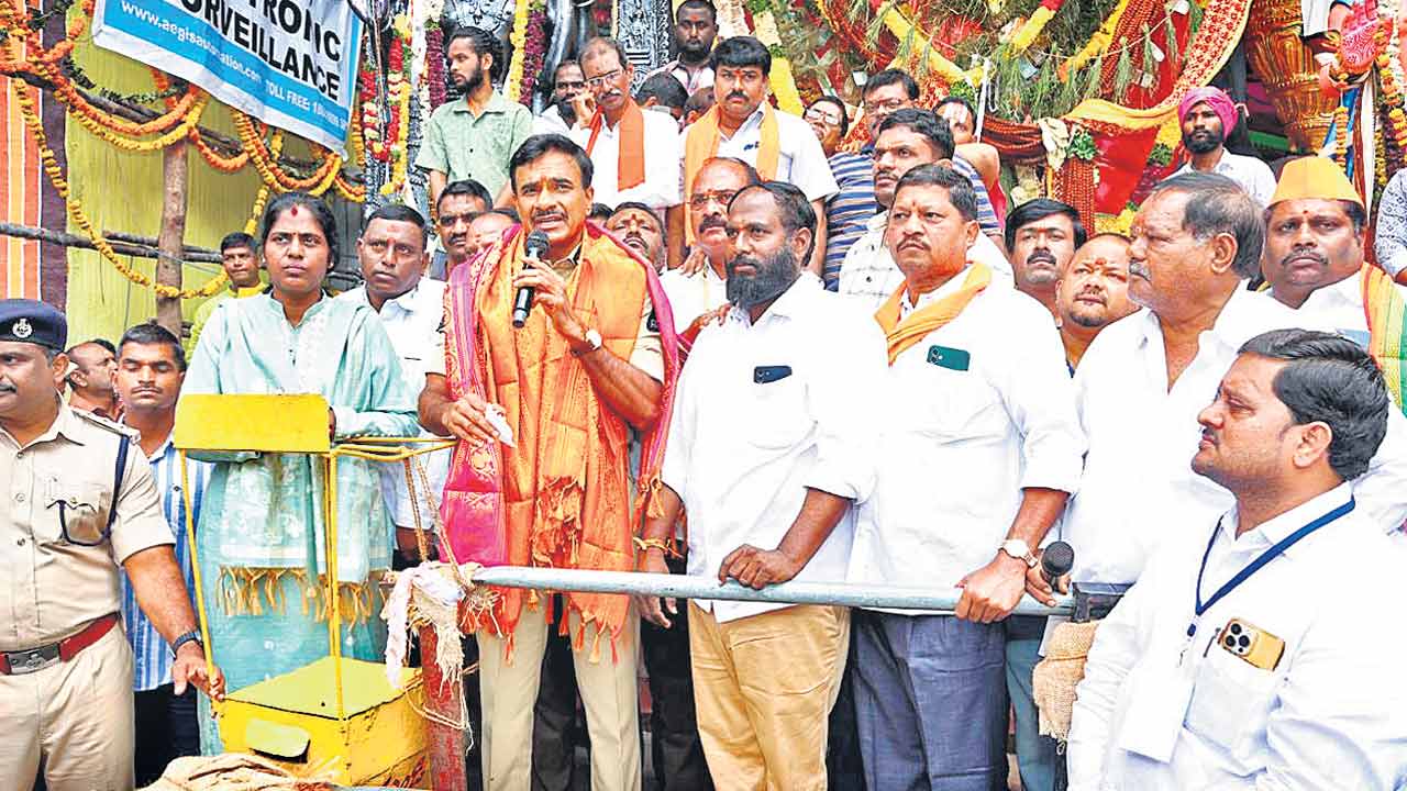 గణనాథుడి కృపతోనే రెండోసారి సీపీ