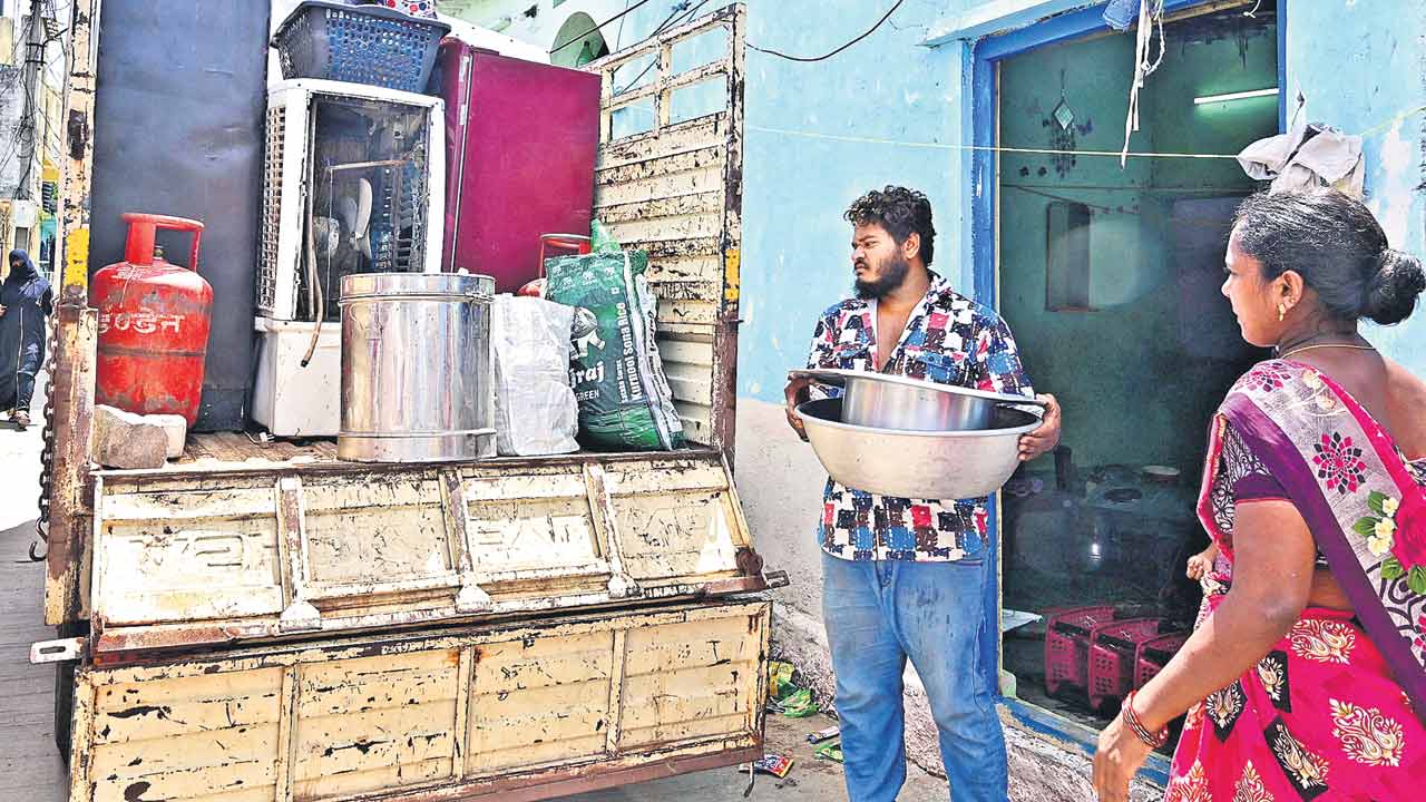 Musi Development | బతుకులు చెల్లాచెదురు.. 14 ప్రాంతాలకు మూసీ నిర్వాసితులు