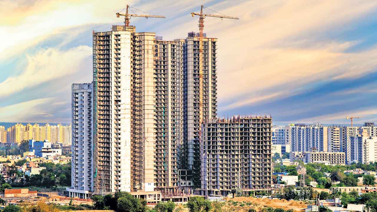 HYDRAA | పెద్దాయనకు పరిహారం.. పేదల బతుకు ఫలహారం.. కాంగ్రెస్‌ పార్టీలో ఇప్పుడిదే హాట్‌ టాపిక్‌