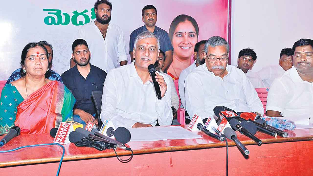 Harish Rao | అప్పులపై తప్పుడు లెక్క.. మీ చేతగానితనాన్ని బీఆర్ఎస్పై రుద్దొద్దు