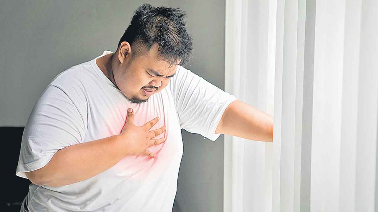 Obesity | ఊబకాయులకు గుండె జబ్బుల ముప్పు.. ముగ్గురిలో ఇద్దరి మరణాలకు కారణం ఇదే!