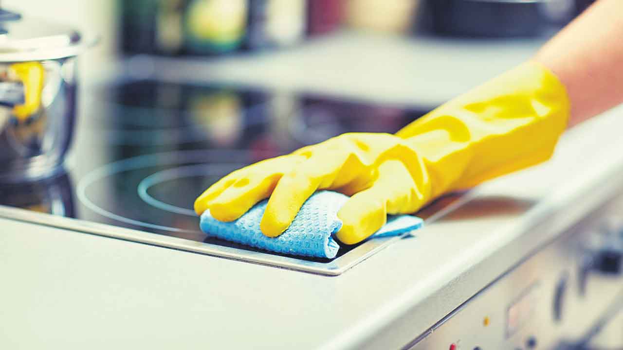 ఇంటిని ఇలా శుభ్రం చేద్దాం!