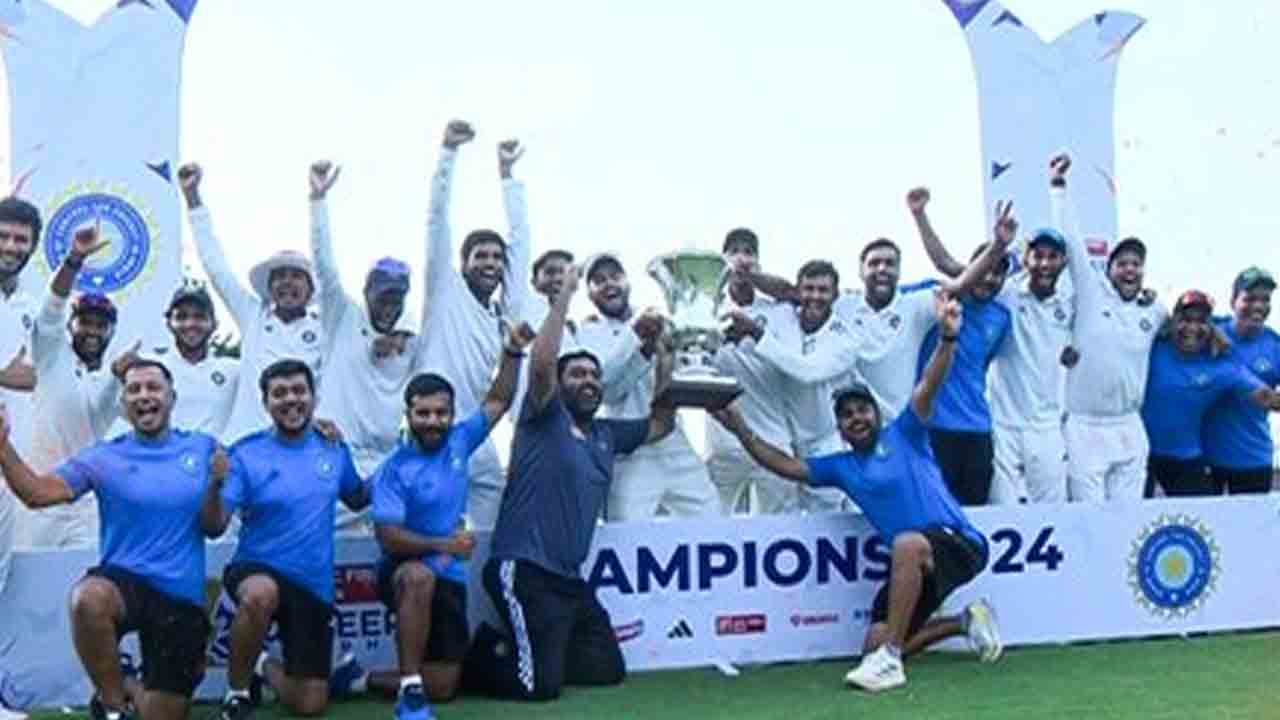 Duleep Trophy | చెల‌రేగిన ప‌రాగ్, రావ‌త్.. చాంపియ‌న్‌గా ‘ఇండియా ఏ’