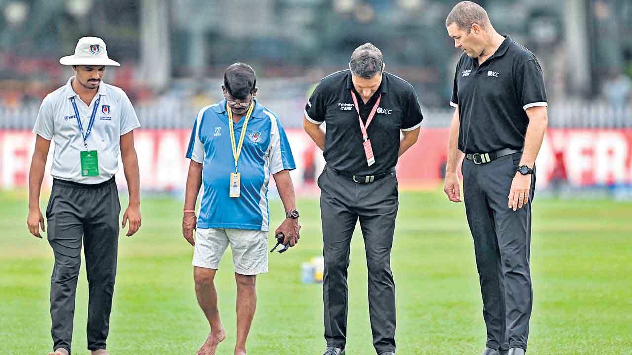 Kanpur Test | మూడో రోజూ అదే కథ.. వర్షం లేకున్నా ఆట సాగలె