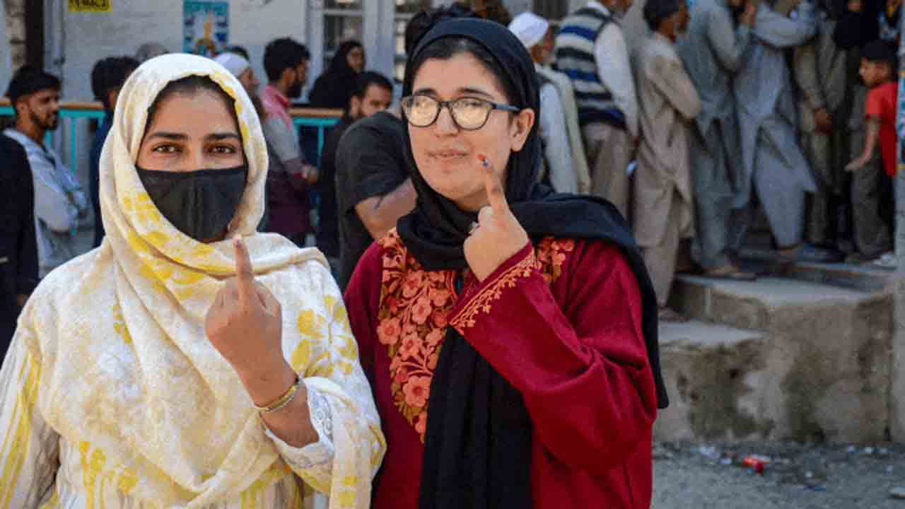 J&K Assembly polls | జమ్ముకశ్మీర్‌ తొలిదశ పోలింగ్‌లో 58.85 శాతం ఓటింగ్‌.. కిష్త్వార్‌లో అత్యధికం,  పుల్వామాలో అత్యల్పం