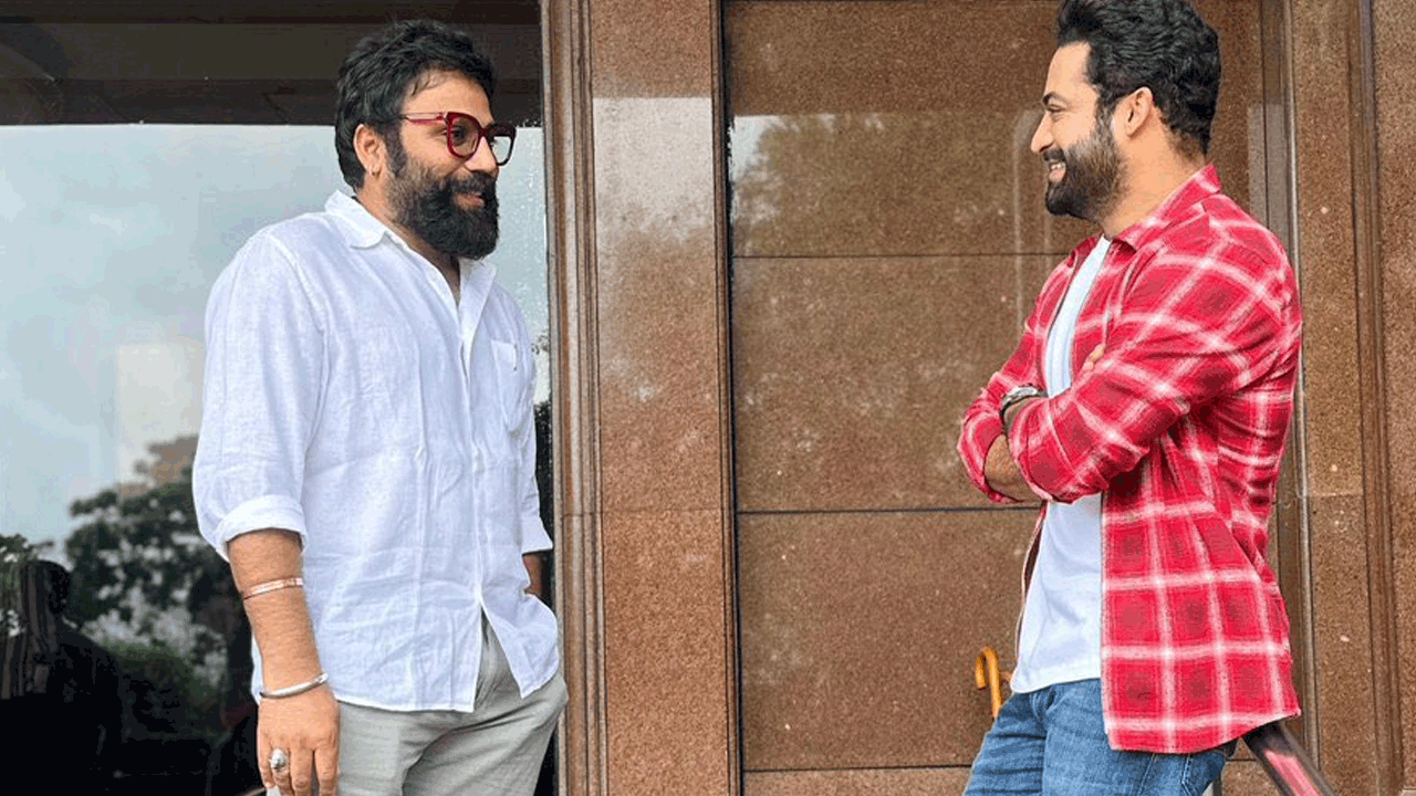 Jr NTR | ఒకే ఫ్రేమ్‌లో సందీప్ రెడ్డి వంగా, జూనియర్ ఎన్టీఆర్ ‌.. స్పెషలేంటో మరి..!