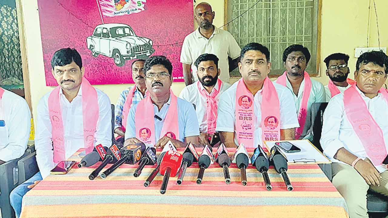 నియోజకవర్గంలో అరాచక పాలన