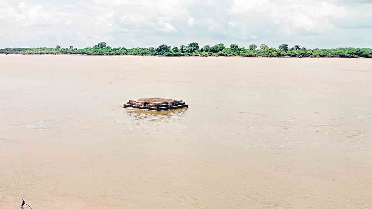 శాంతించిన గోదావరి