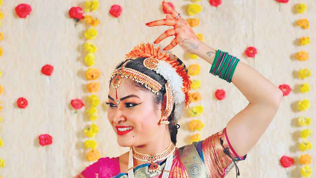 భక్తిప్రధానంగా కాశీనగర్‌