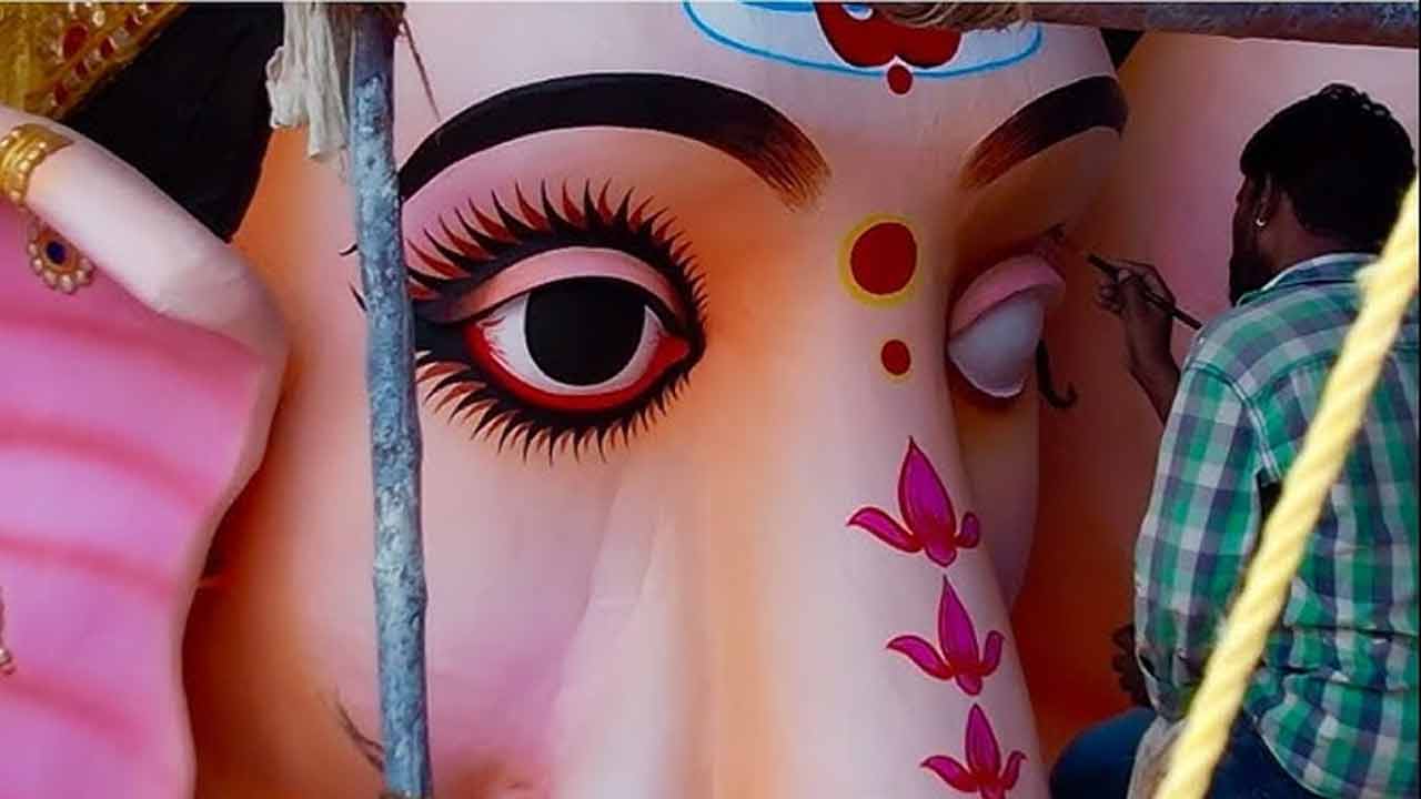నేడు మహాగణపతికి నేత్రాలంకరణ