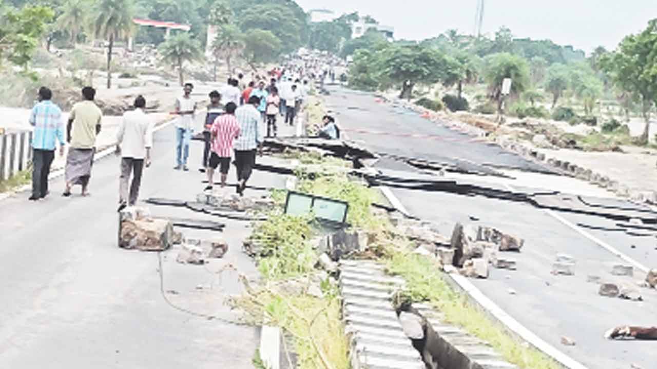 చెదిరిన ‘పాలేరు’