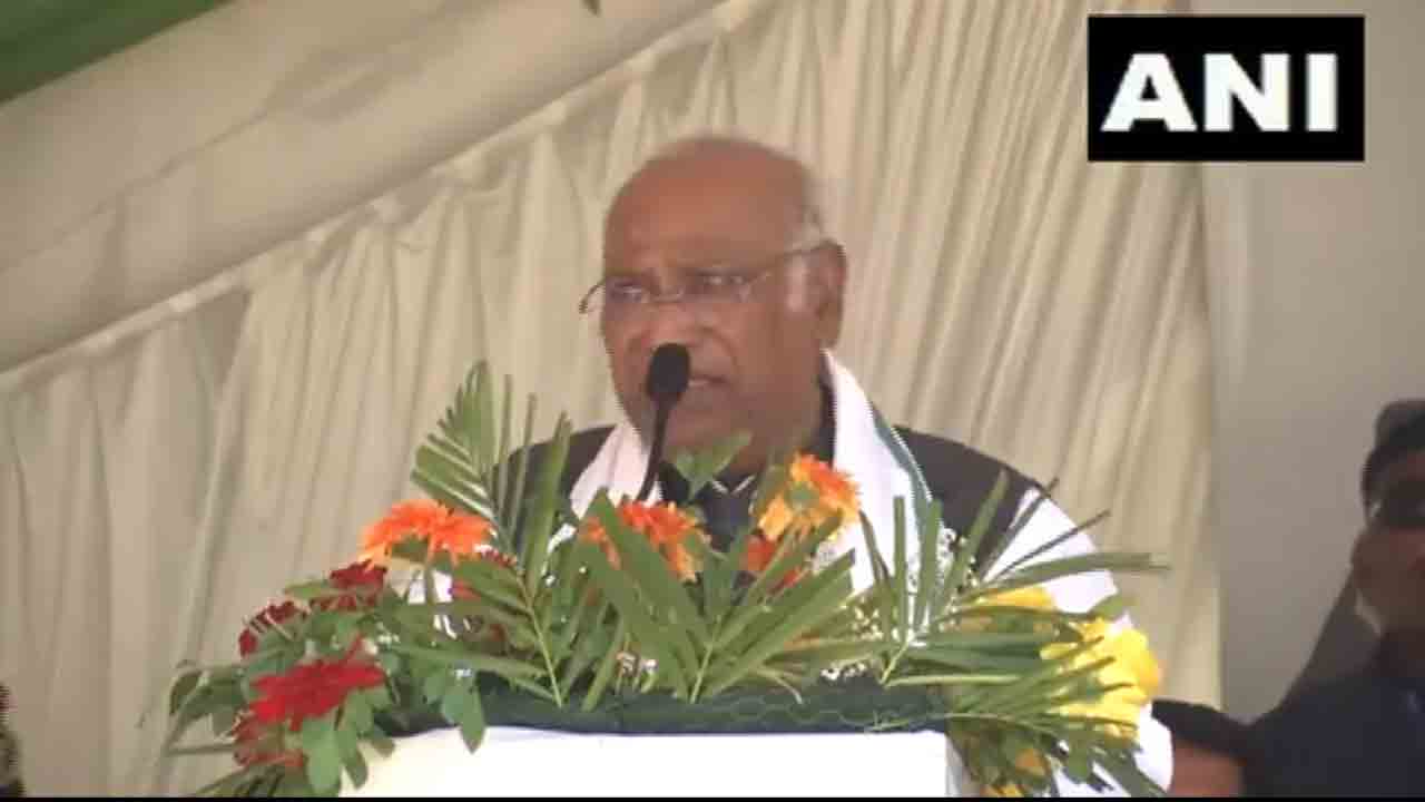 Mallikarjun Kharge | మాకు మరో 20 సీట్లు వచ్చి ఉంటే వీరంతా జైళ్లలో మగ్గేవారు : మల్లికార్జున్‌ ఖర్గే