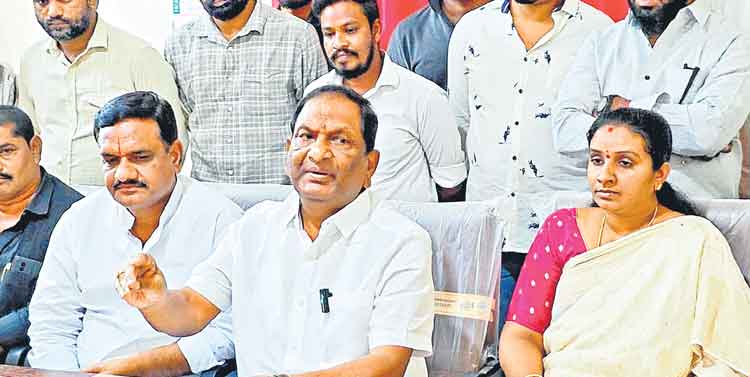 హైడ్రా పేరిట సీఎం రేవంత్‌ డ్రామా