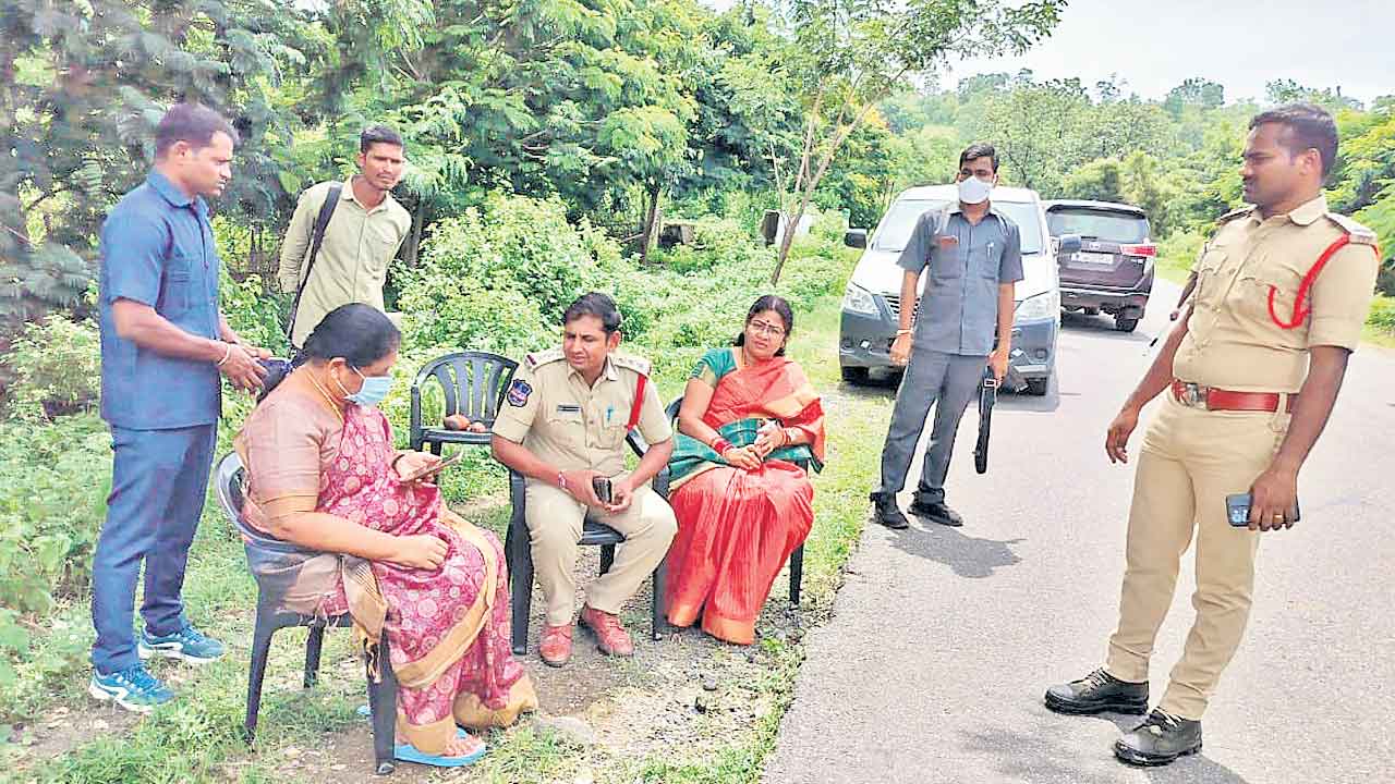 Jainur | పోలీసు పహారాలో జైనూర్‌.. 48 గంటల పాటు144 సెక్షన్‌