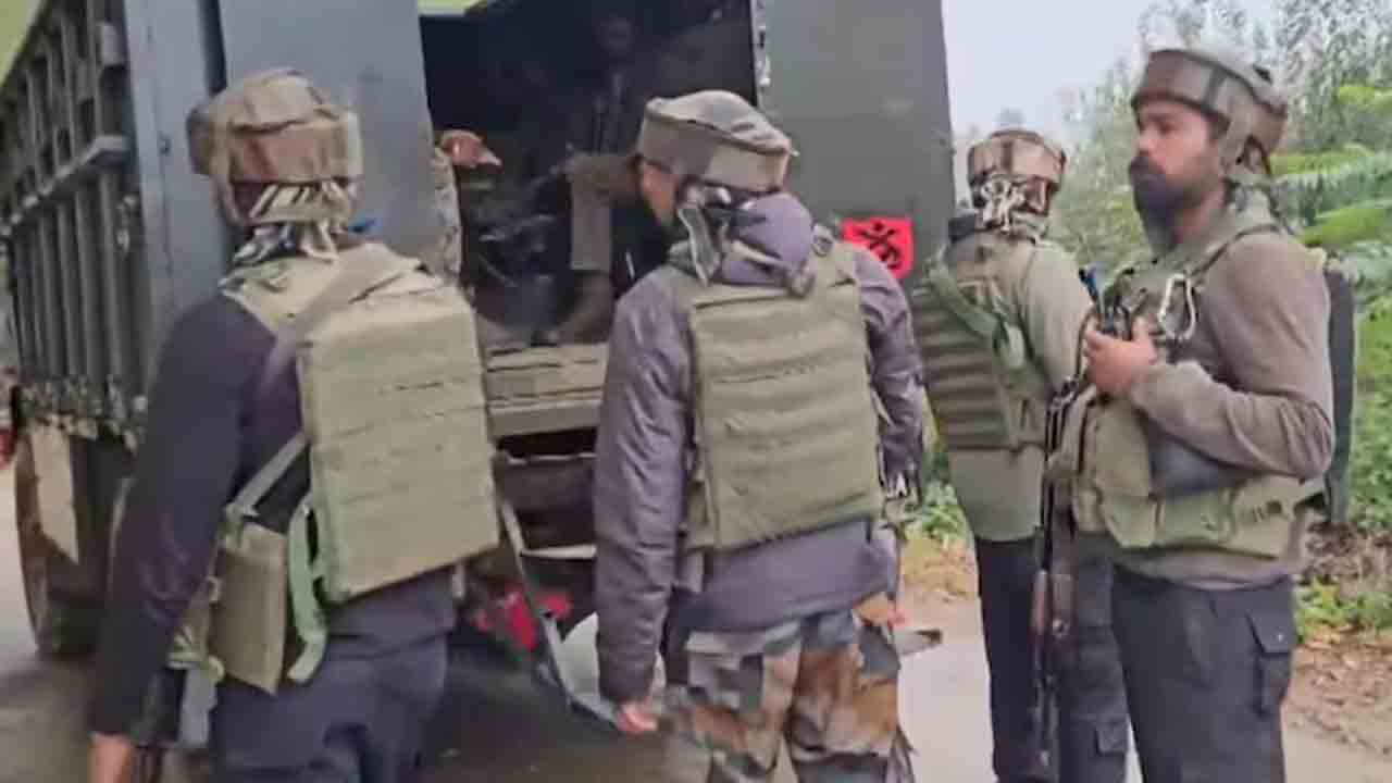 Kulgam | కుల్గాంలో ఎదురుకాల్పులు‌.. ముగ్గురు ఆర్మీ జవాన్లకు గాయాలు