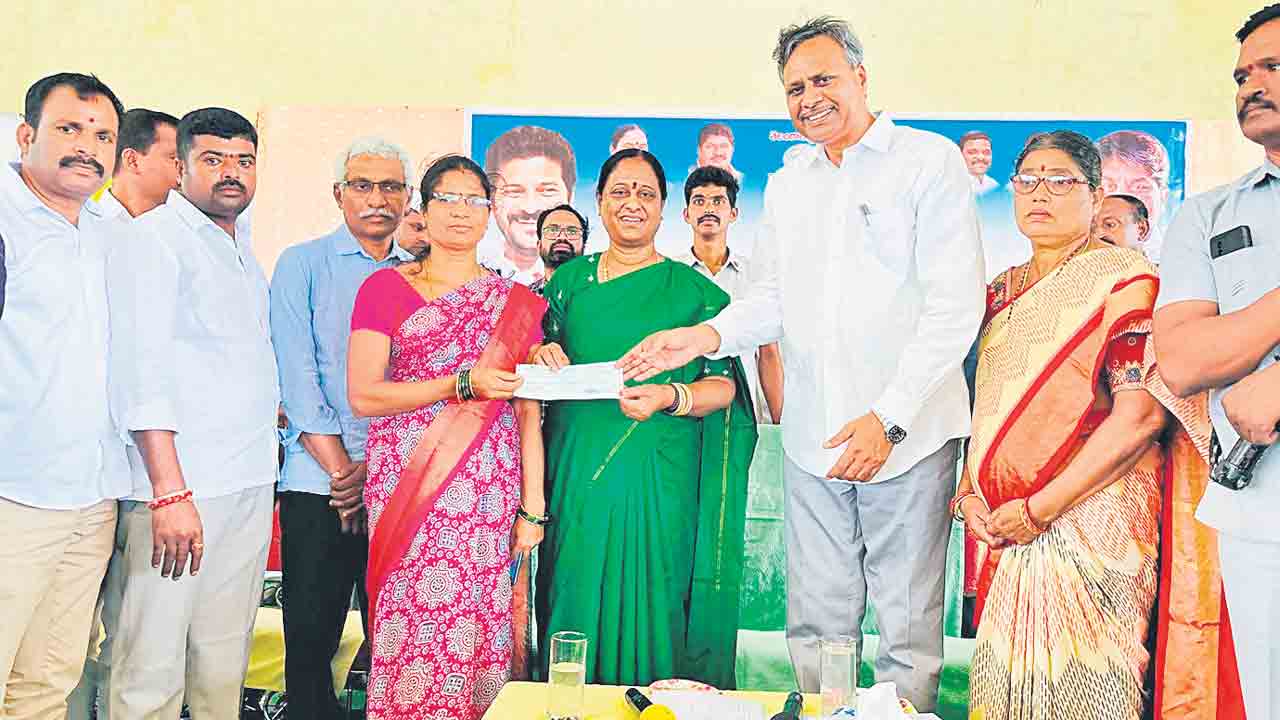 ప్రజలకు మేలు చేసే పథకాలు కొనసాగిస్తాం