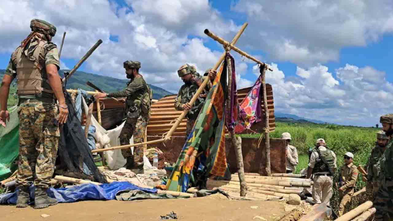 Manipur | మణిపూర్‌లో మళ్లీ కర్ఫ్యూ.. ఇంటర్నెట్‌ సేవలు బంద్‌