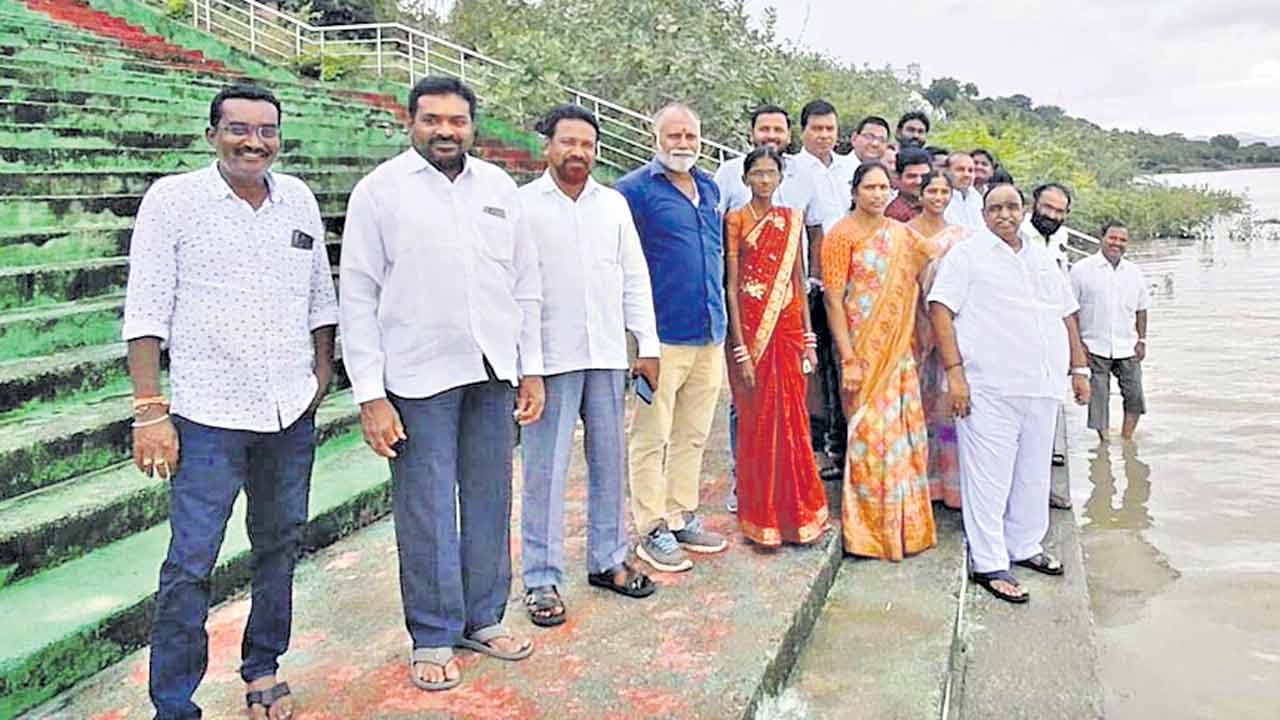 ప్రజలకు నష్టం జరగకుండా చర్యలు చేపట్టాలి