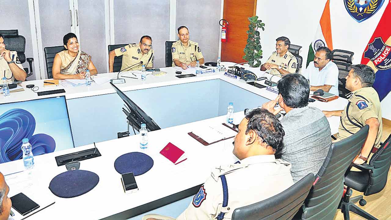 బెటర్‌ ట్రాఫిక్‌ మేనేజ్‌మెంట్‌పై చర్చ