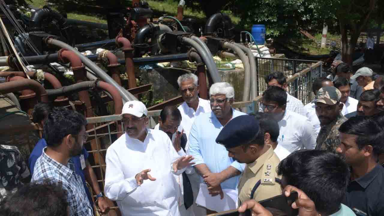 వరద బాధితులను ఆదుకుంటాం..