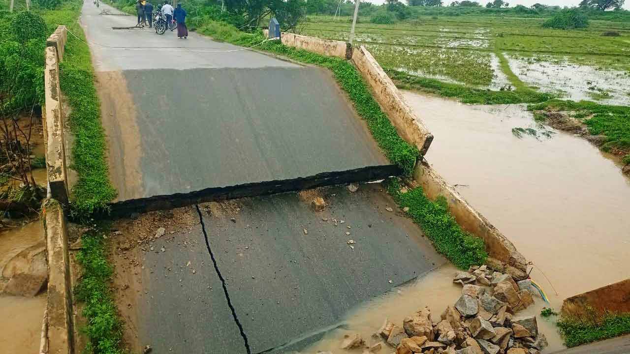 కదిలిస్తే కన్నీళ్లే…