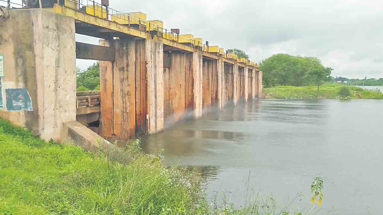 ప్రాజెక్టు ఉన్నా… ప్రయోజనం సున్నా !