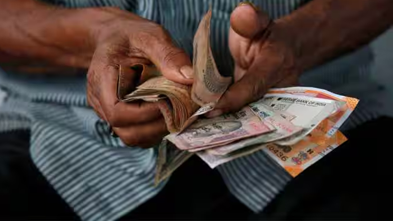 Income Tax New Rules | రేపటి నుంచి అమల్లోకి కొత్త రూల్స్.. ఏవేవి మారనున్నాయంటే..!