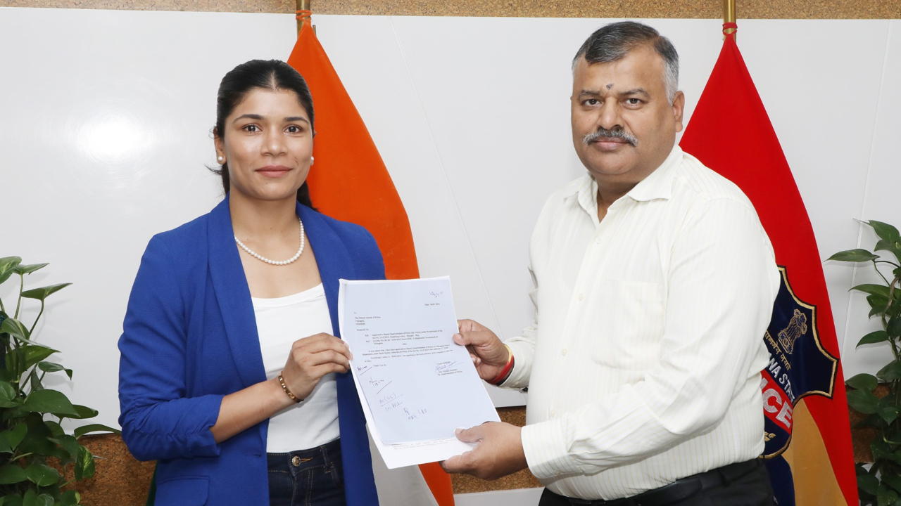 Nikhat Zareen | డీఎస్పీగా జాయినింగ్‌ రిపోర్ట్‌ ఇచ్చిన బాక్సర్‌ నిఖత్‌ జరీన్‌