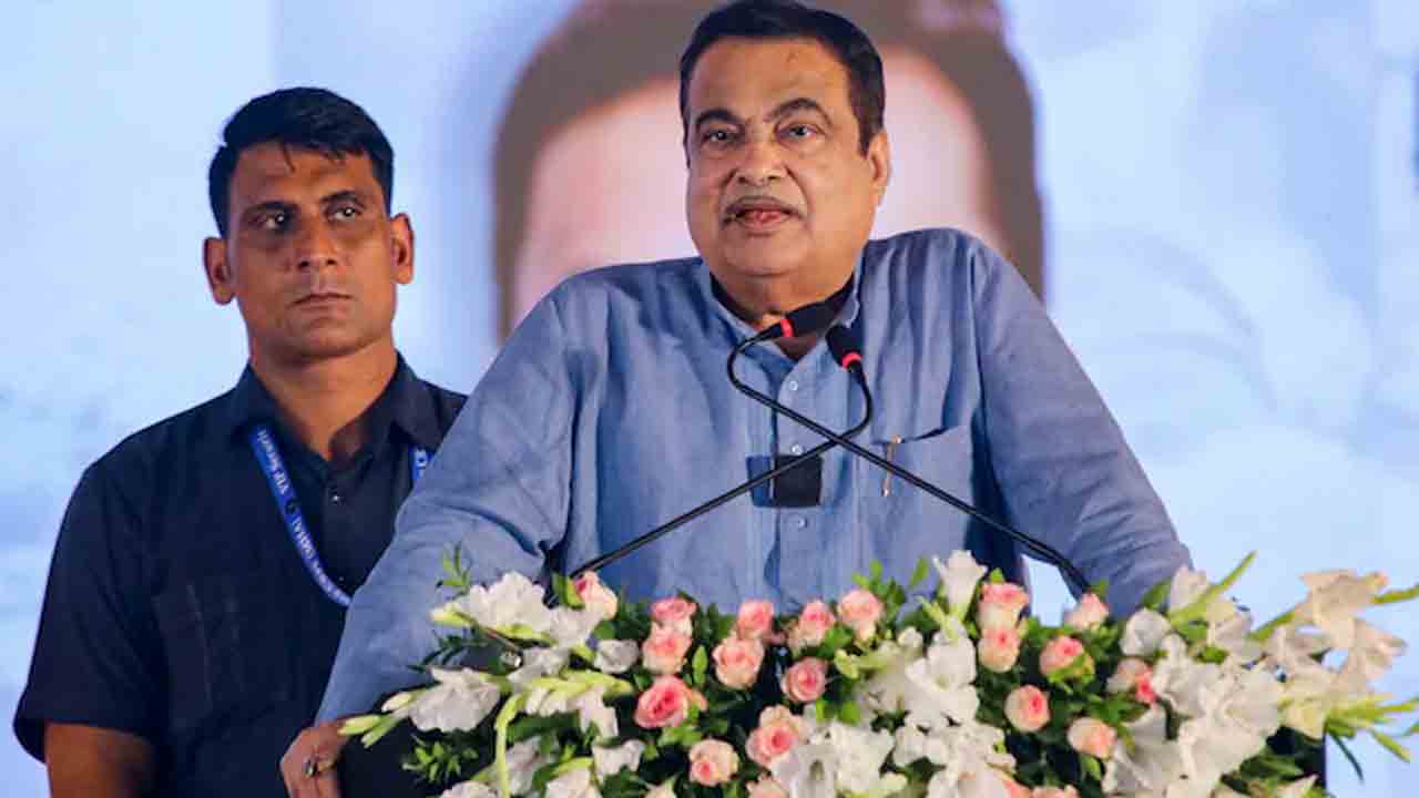 Nitin Gadkari – Water Taxi | నేవీ ముంబై ఎయిర్పోర్ట్ అనుసంధానానికి ముంబై చుట్టూ వాటర్ టాక్సీలు.. కేంద్ర మంత్రి నితిన్ గడ్కరీ