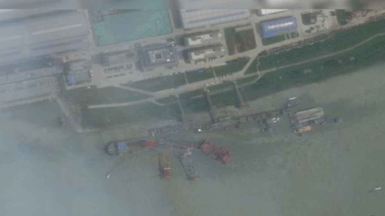 నీట మునిగిన చైనా అణు జలాంతర్గామి!