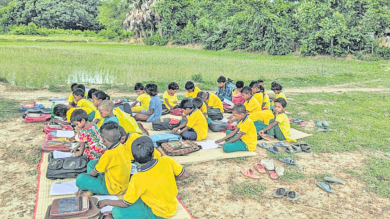 ఆదివాసుల శాంతినికేతన్‌.. అనిర్వాణ