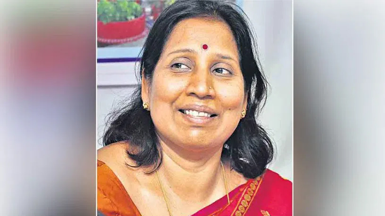 Rani Kumudini | రాష్ట్ర ఎన్నికల కమిషనర్‌గా బాధ్యతలు స్వీకరించిన రాణి కుముదిని