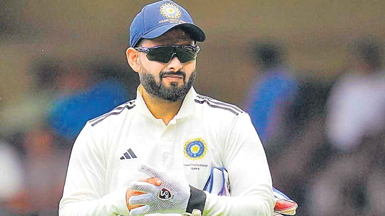 Rishabh Pant | రోహిత్‌ శర్మ నిజమైన నాయకుడు.. కెప్టెన్‌పై ప్రశంసలు కురిపించిన రిషబ్‌ పంత్‌..