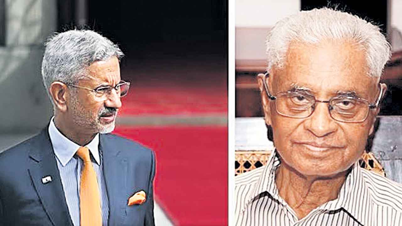 S Jaishankar | హైజాక్‌ విమానంలో నా తండ్రి.. నాటి ఘటనను గుర్తు చేసుకున్న విదేశాంగ మంత్రి