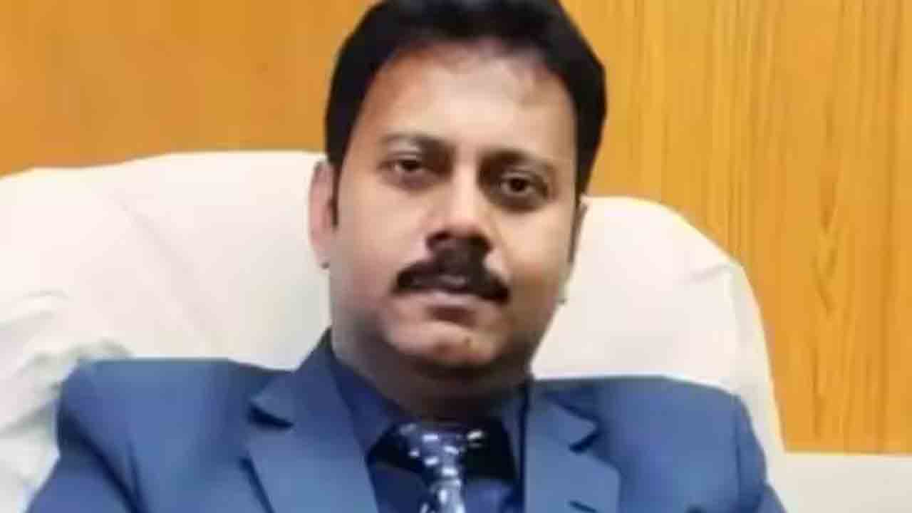 Sandip Ghosh | కోల్‌కతా ఆర్జీ కార్ మెడికల్ కాలేజీ మాజీ ప్రిన్సిపాల్ పై సీరియస్ ఆరోపణలు.. ఏమైందంటే..!