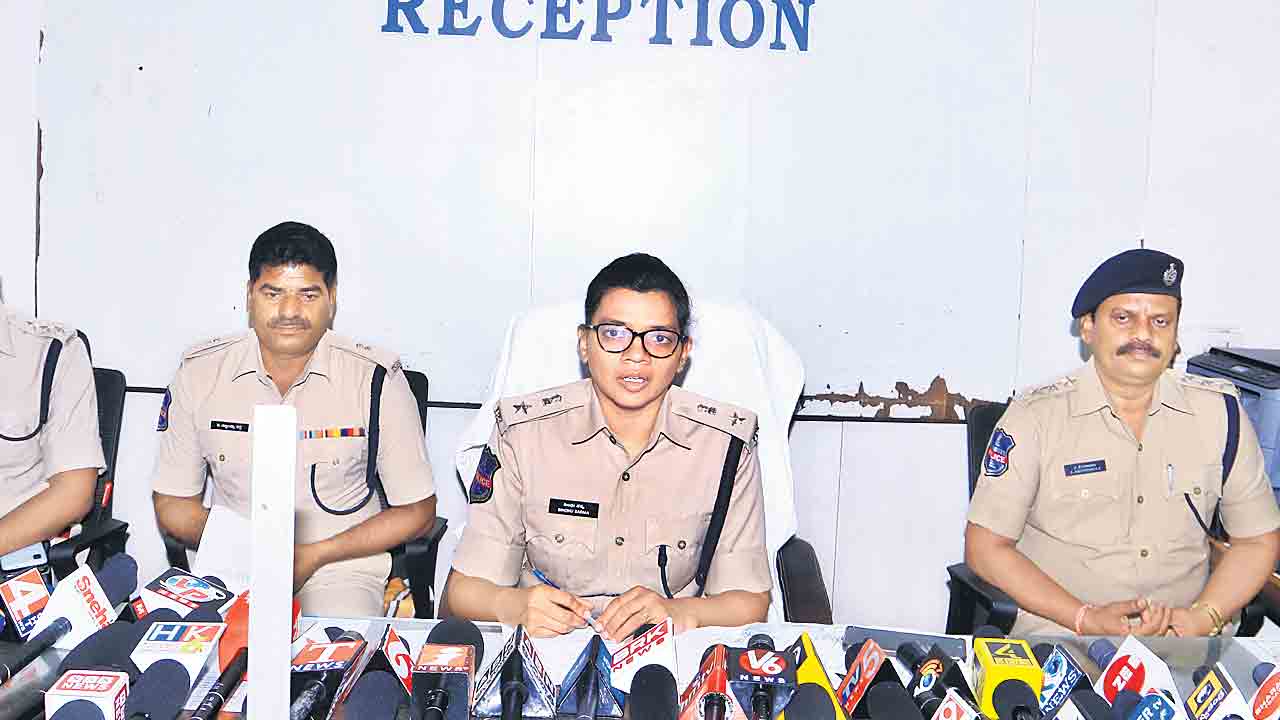 దాడి చేసిన వారిని వదలం