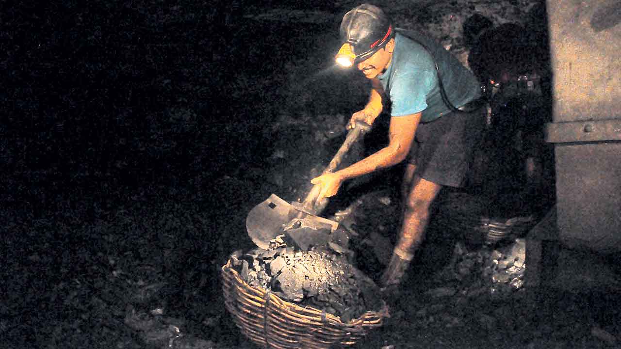 లాభం కొండంత.. ఇచ్చేది పిసరంత