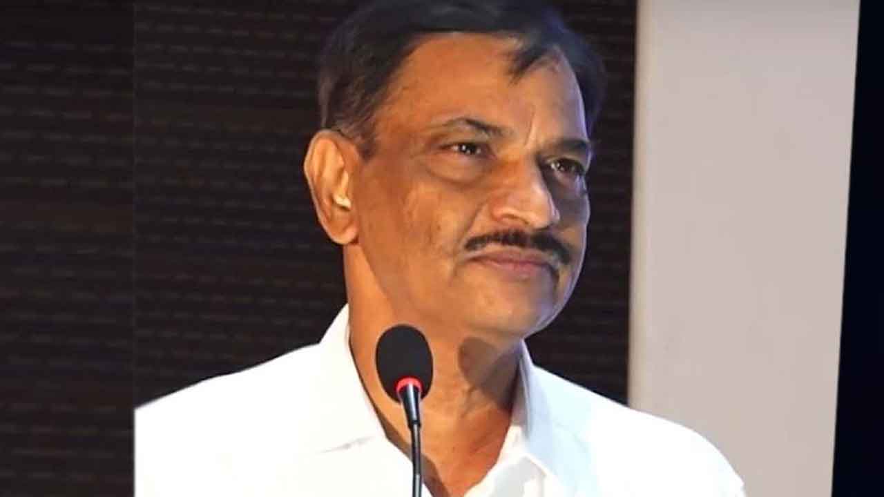 స్త్రీనిధి ఎండీపై విచారణ కమిటీ