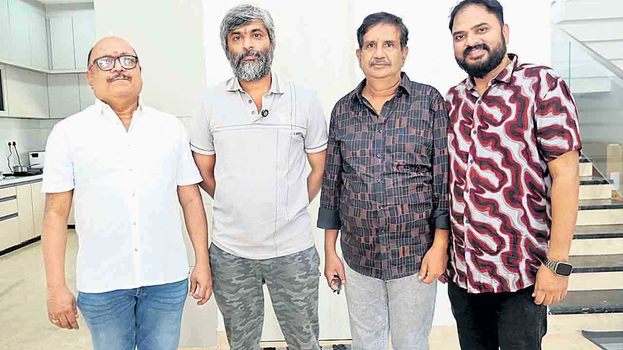 ఇరవై ఏండ్లుగా తెరచుకోని లాకర్‌